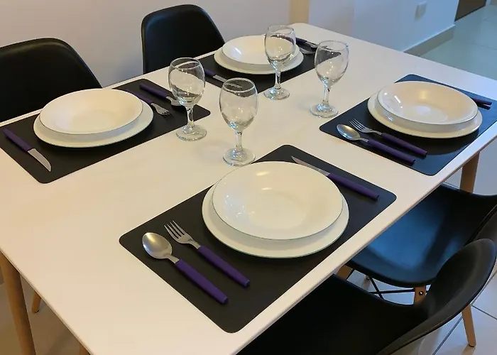 Happy Guest Apart 36